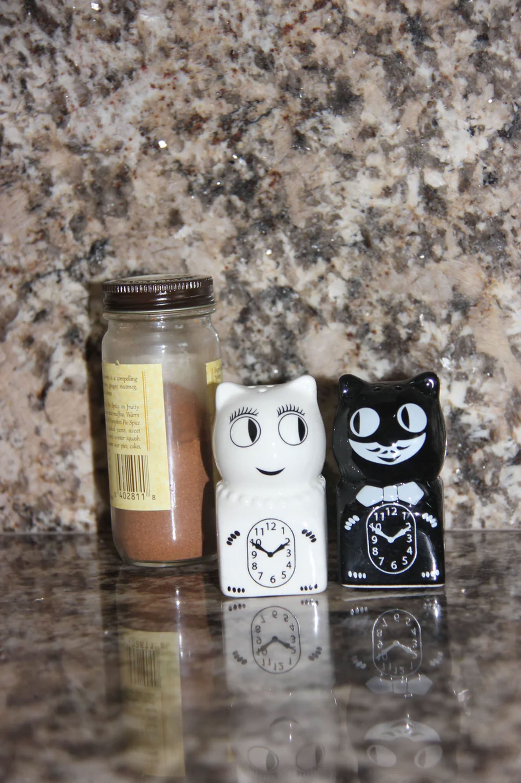 Kit-Cat Klock Kit-Cat Salt & Pepper Set