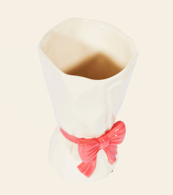 L'expressionist Bouquet of Bow Vase
