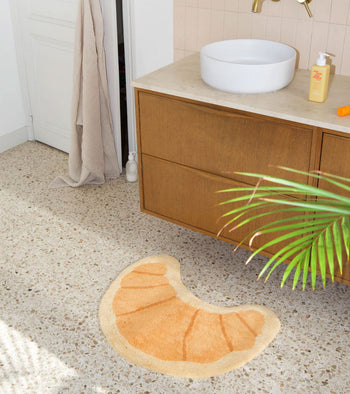 L'expressionist Croissant Bath Mat