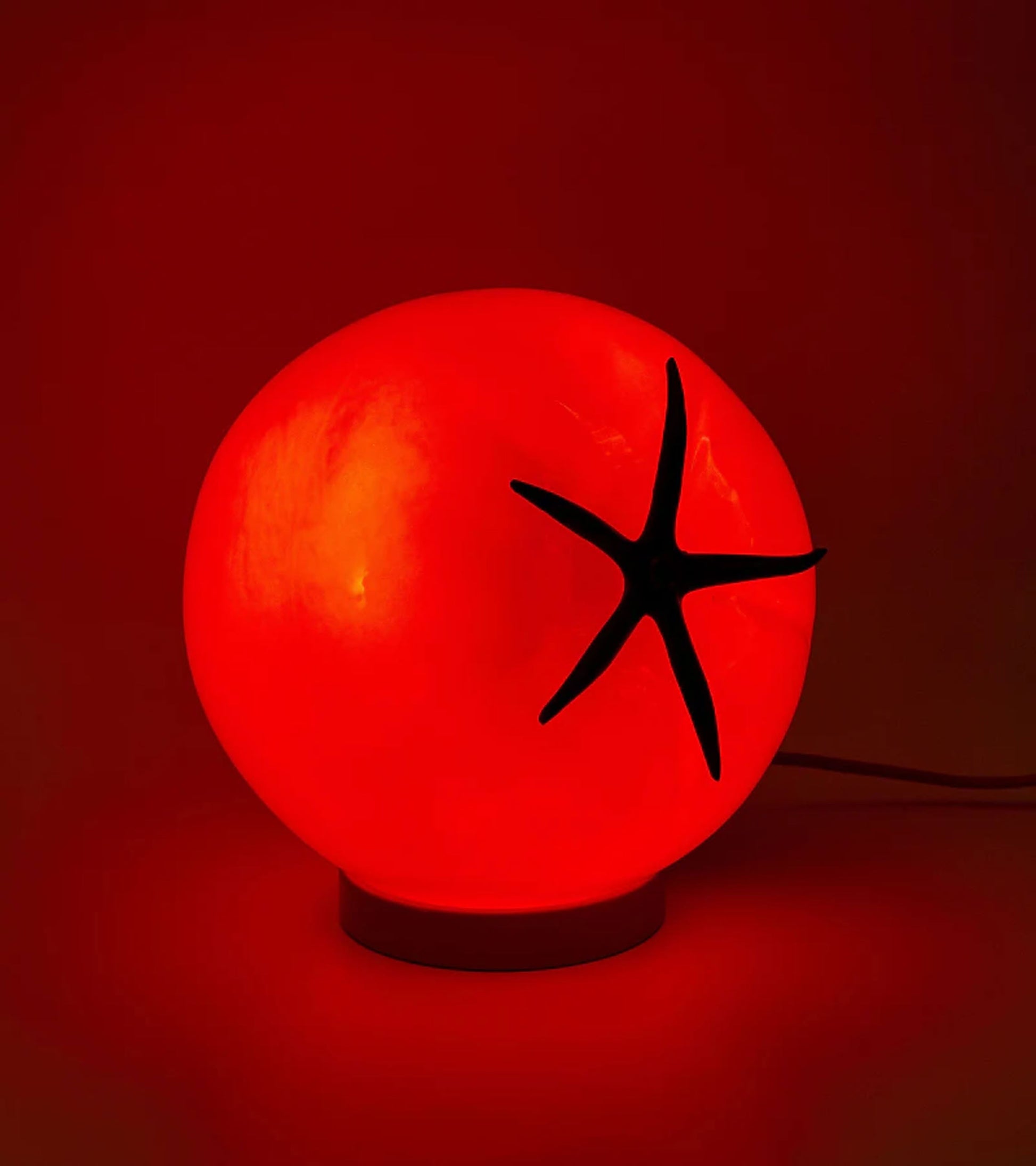 L'expressionist Tomato Lamp