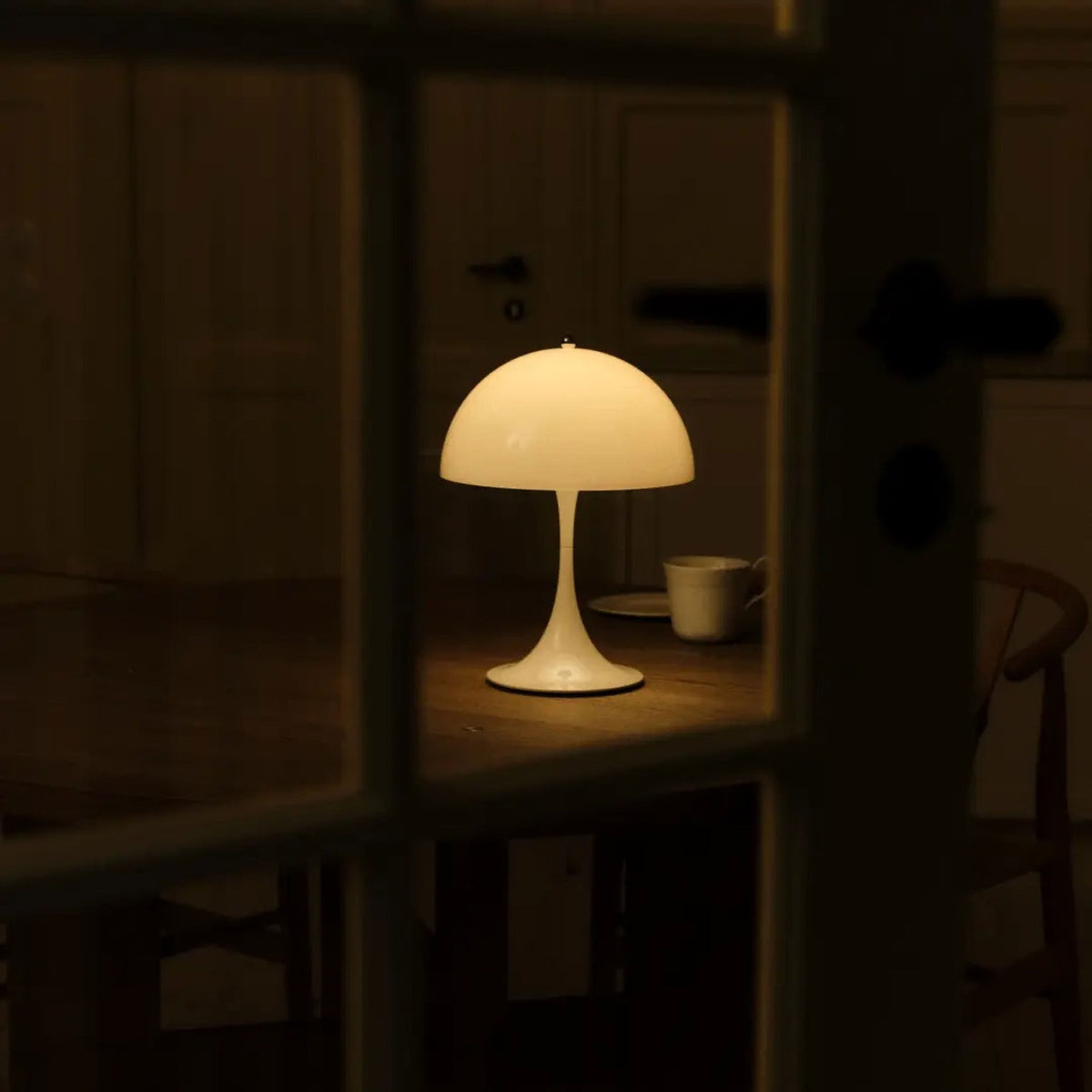 Louis Poulsen Panthella 250 Portable Table Lamp V3 Opal White