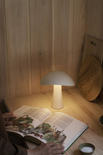 Louis Poulsen Rumee 220 Portable Table Lamp Cloud White