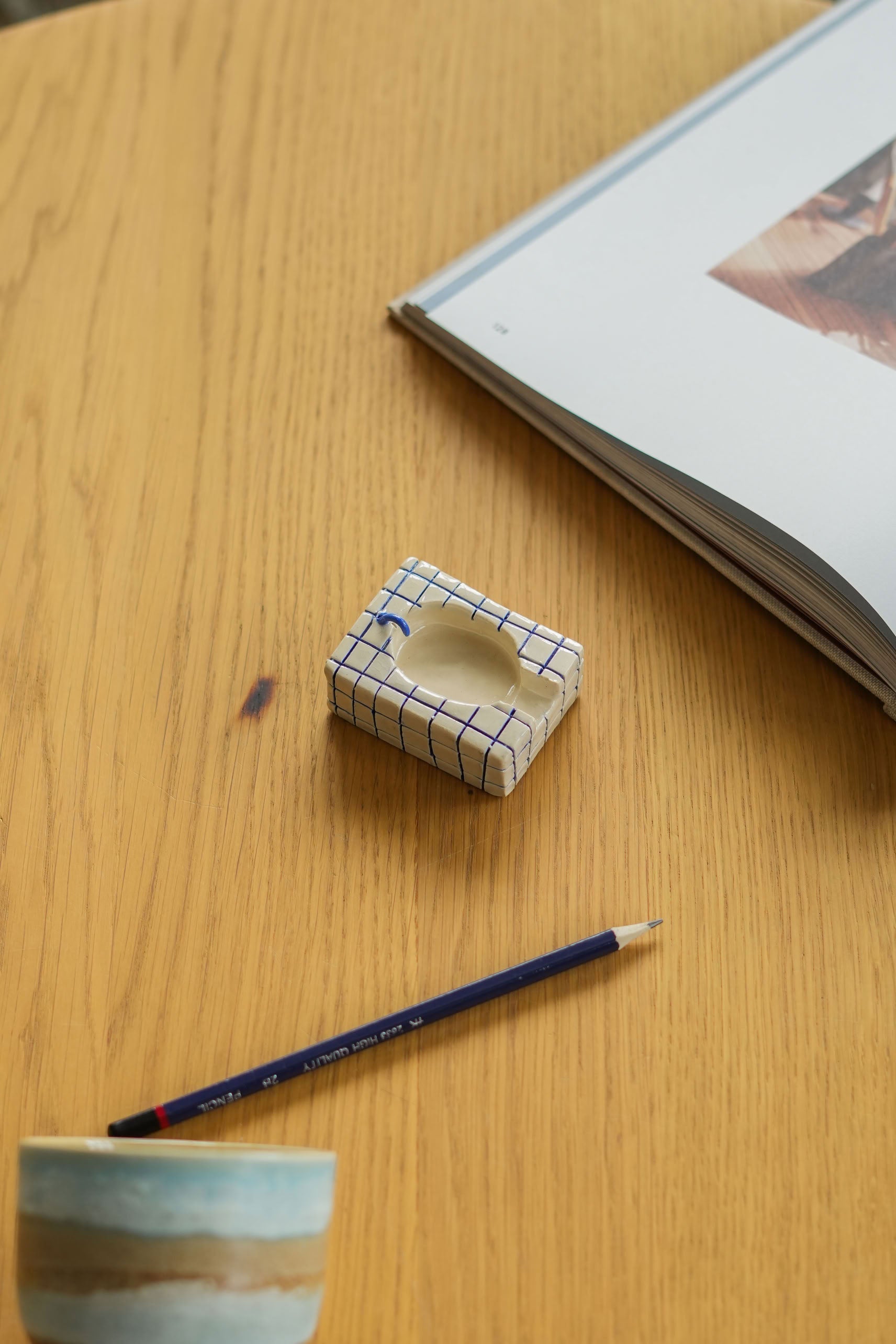 MIRYO Bathtub Ashtray