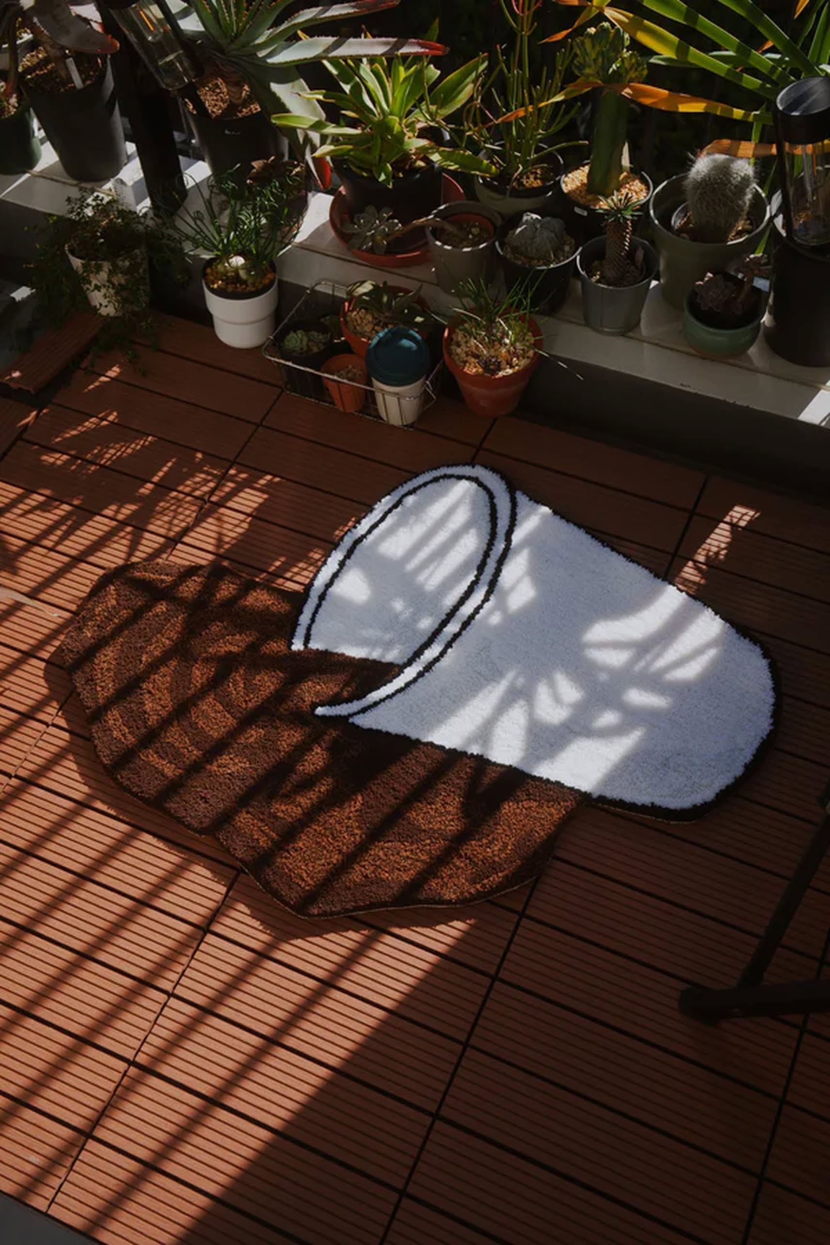 MIYOSHI RUG Coffee Rug Brown