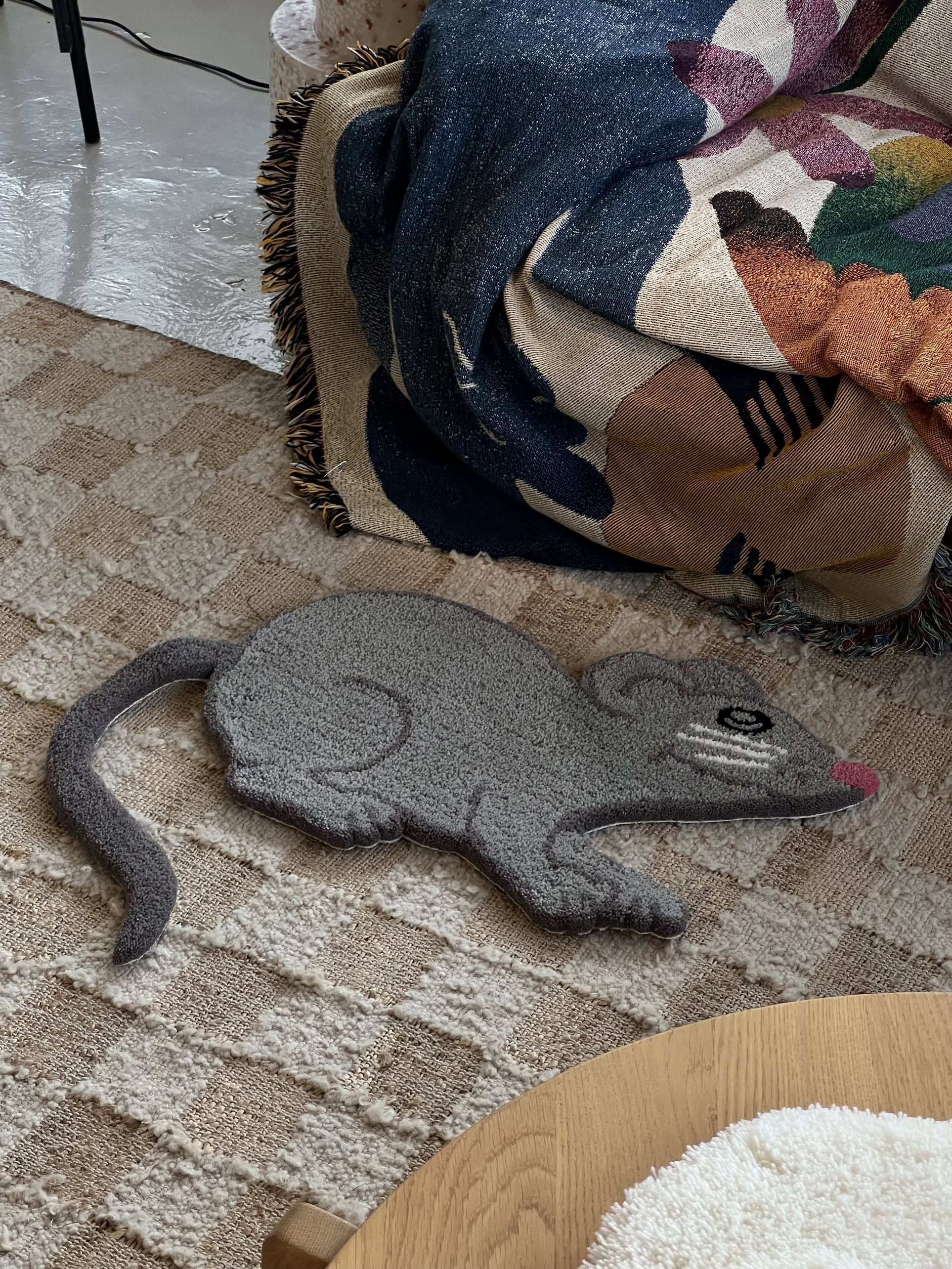 MIYOSHI RUG Shiomi Wada x MIYOSHI RUG Mouse Rug