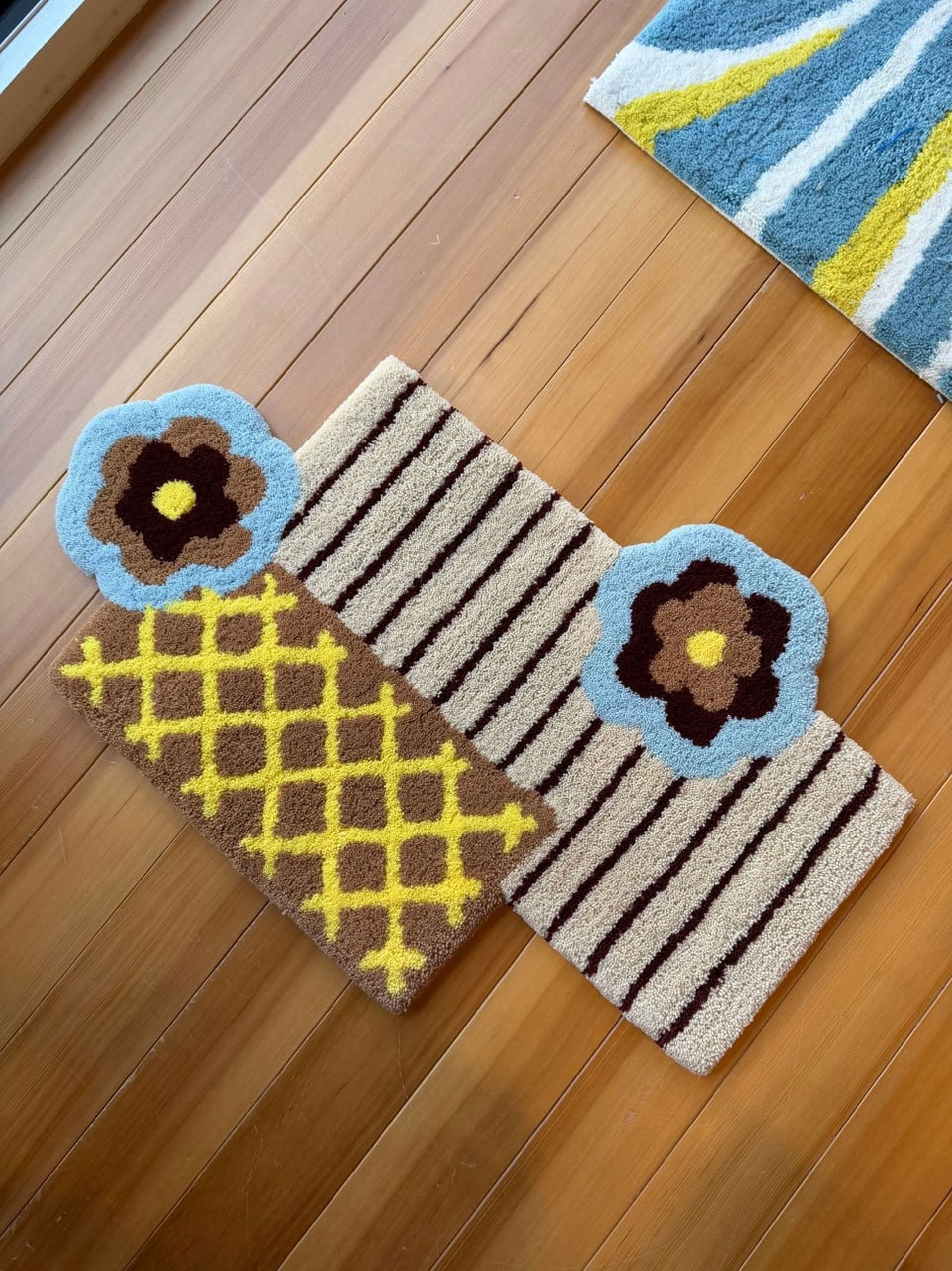 Ordinary Daily Design Deconstructed Flower Rug Blue