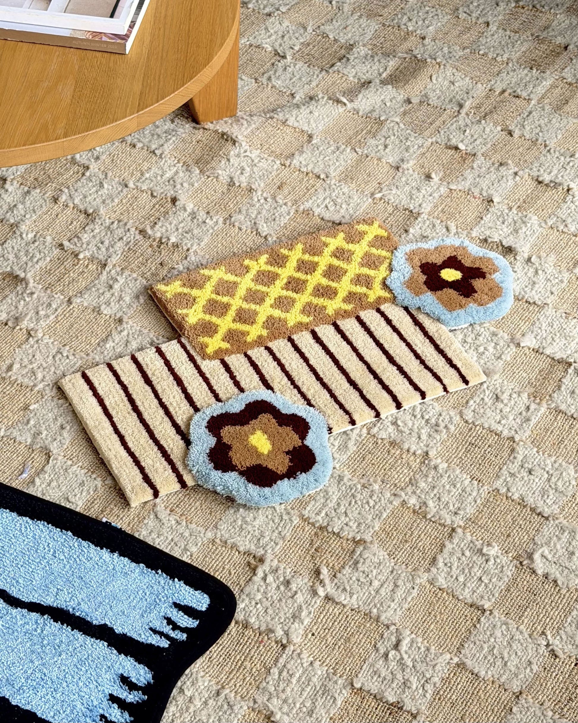 Ordinary Daily Design Deconstructed Flower Rug Blue