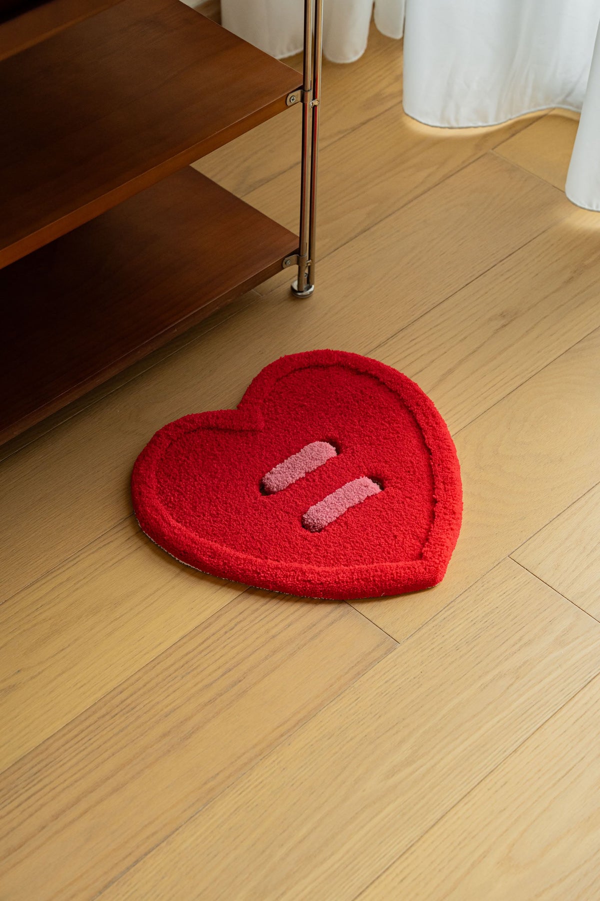 Ordinary Daily Design Heart Button Rug Red