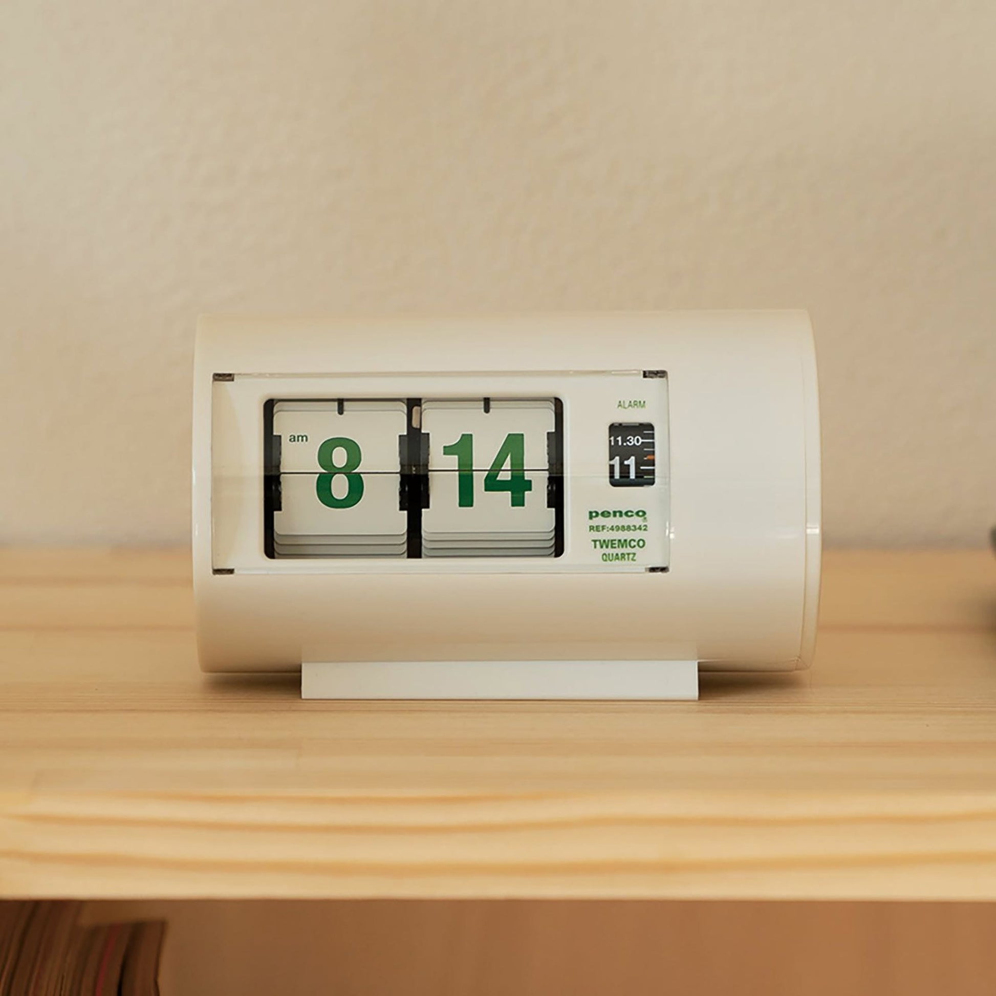 Penco Penco x TWEMCO Desk Clock White