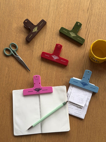 Penco Plastic Clip Brown