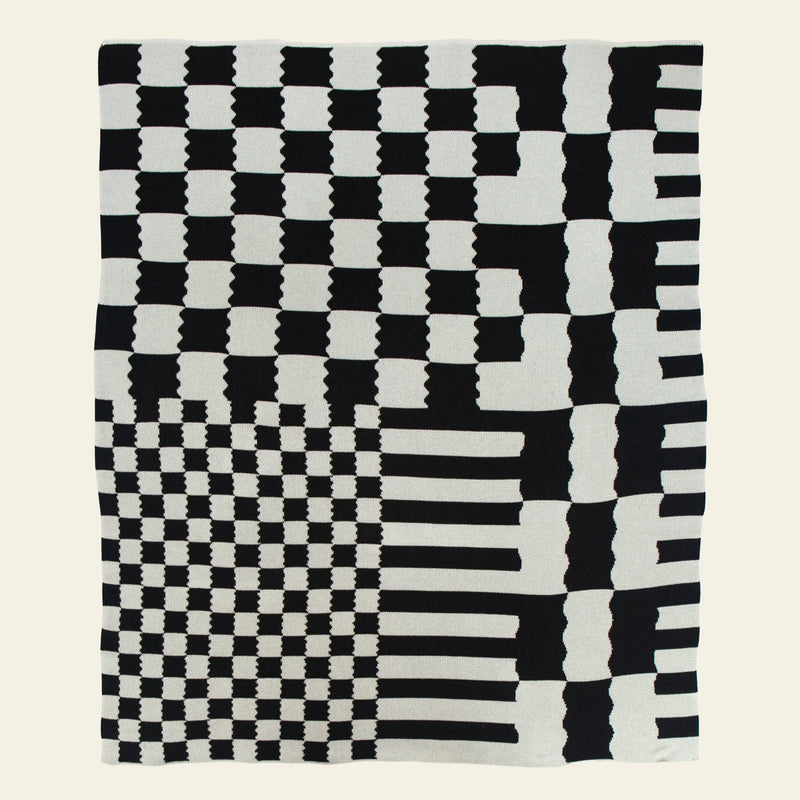 Slowdown Studio Chilton Black/White Knit Blanket