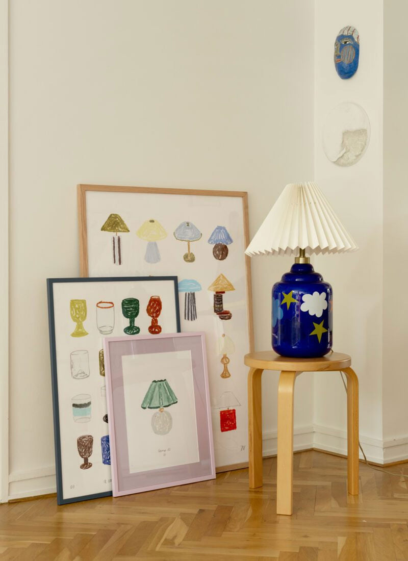 The Poster Club Isabelle Vandeplassche - A Collection of Glasses (30x40) - Poster