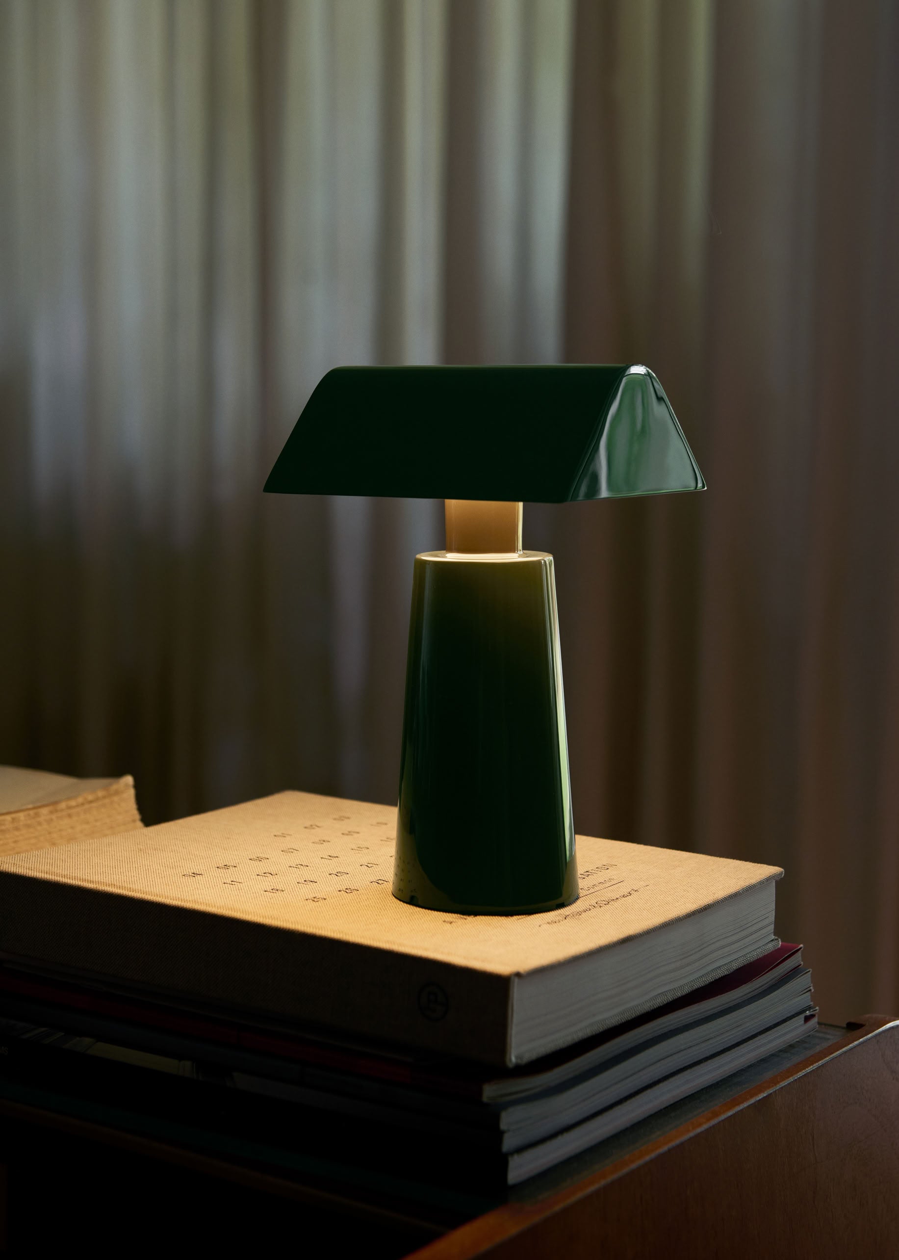&Tradition Caret MF1 Portable Table Lamp Forest