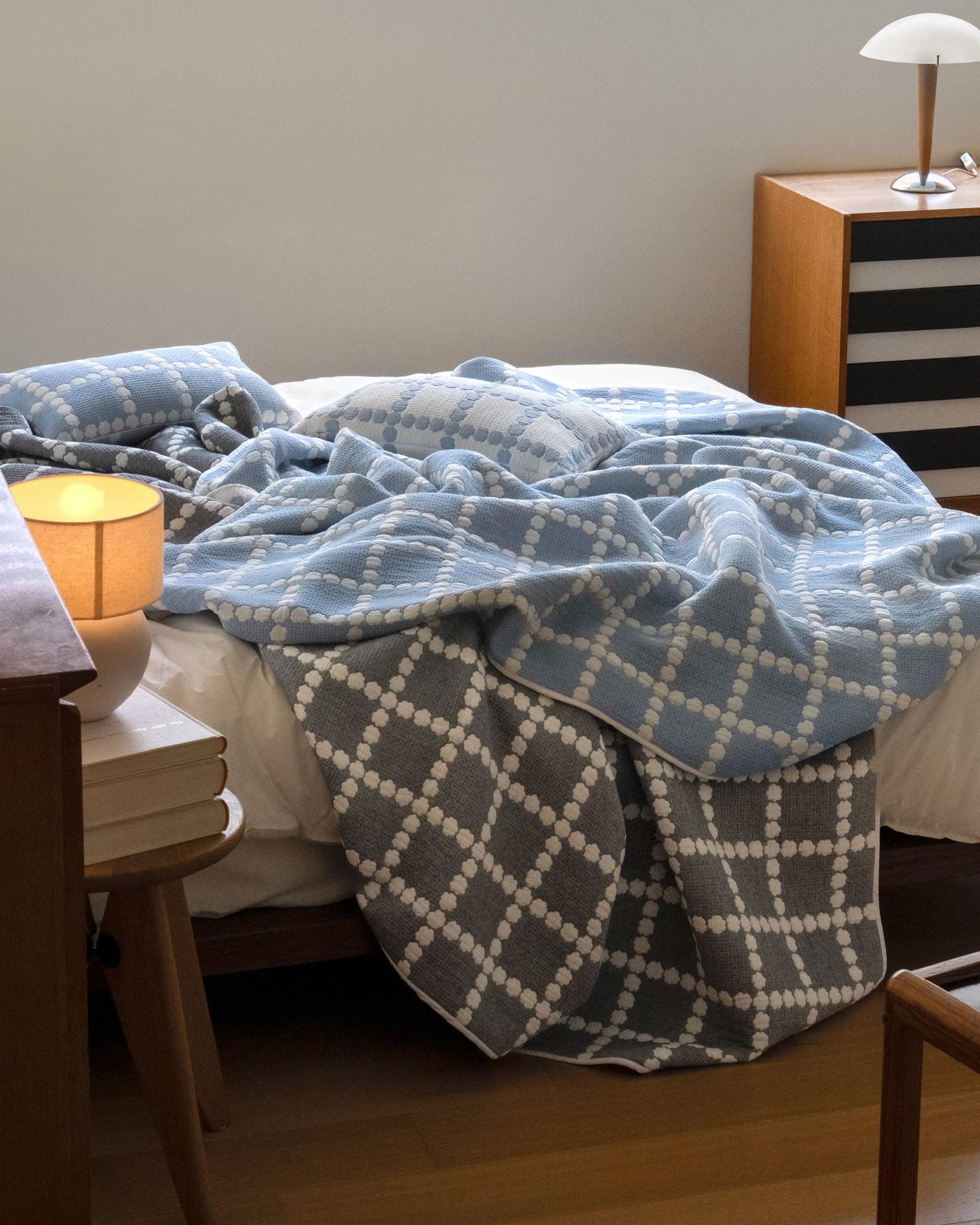 WARMGREY TAIL Blossom Check Cotton Modal Blanket Warmgrey