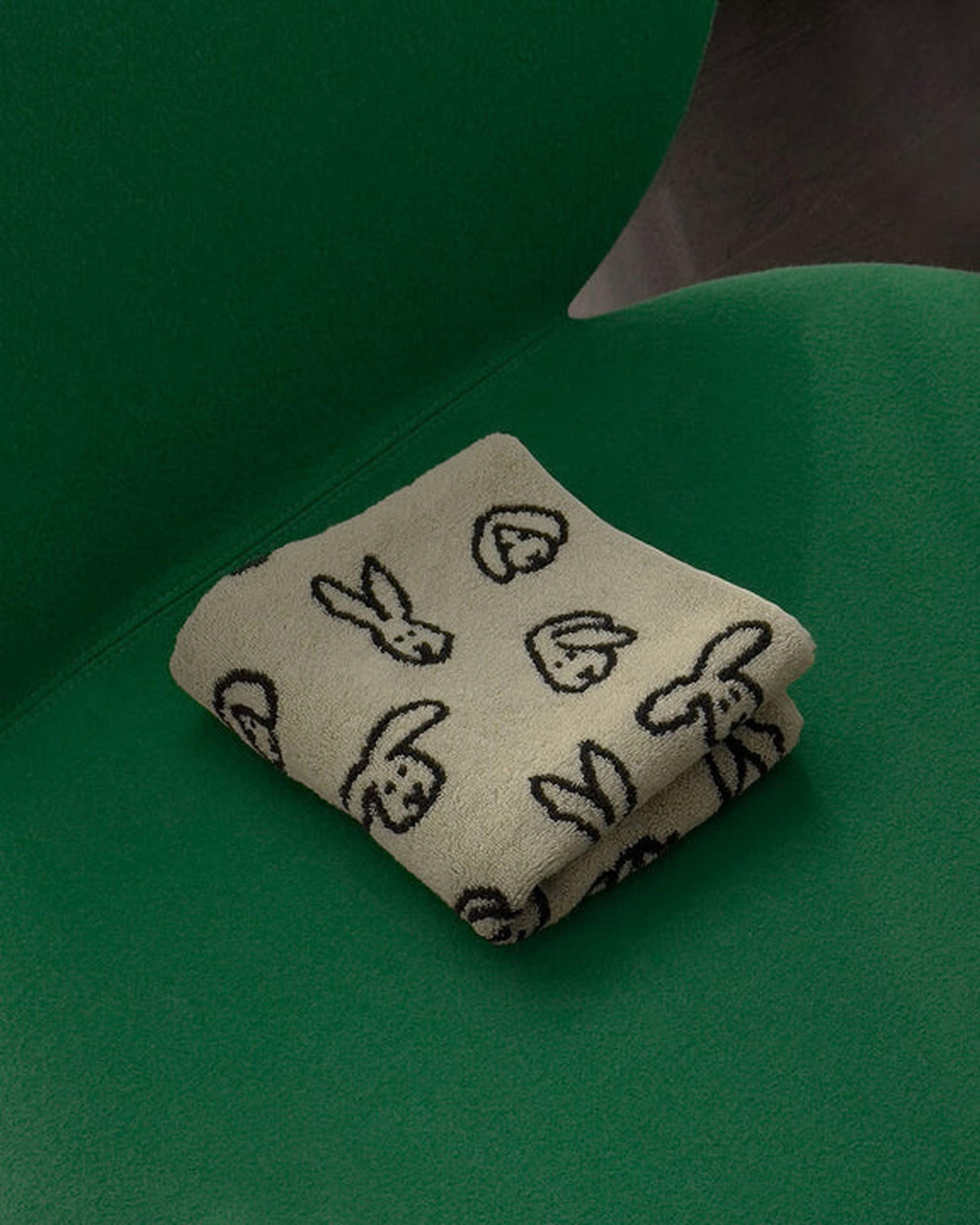WARMGREY TAIL Bunny Bunny Face Towel Cream