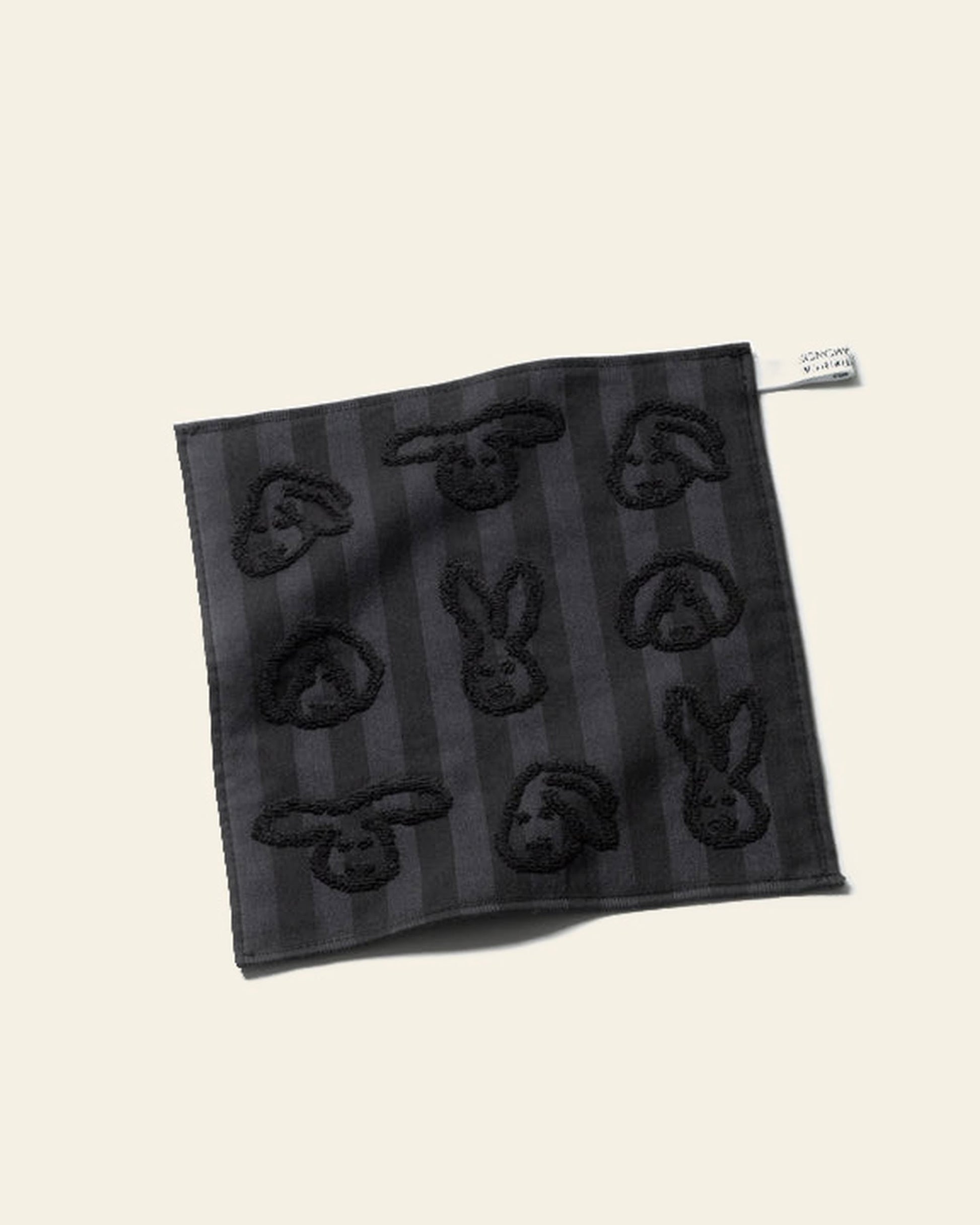 WARMGREY TAIL Bunny Bunny Hand Cloth Black