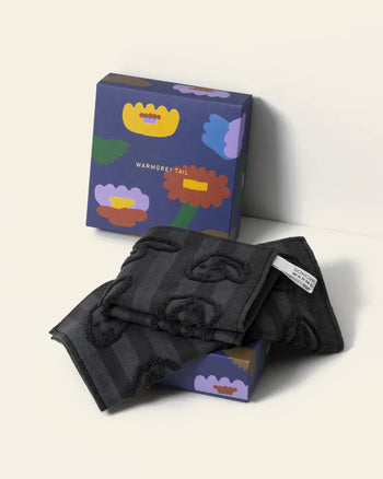 WARMGREY TAIL Bunny Bunny Hand Cloth Black