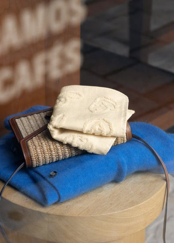 WARMGREY TAIL Bunny Bunny Hand Cloth Ivory