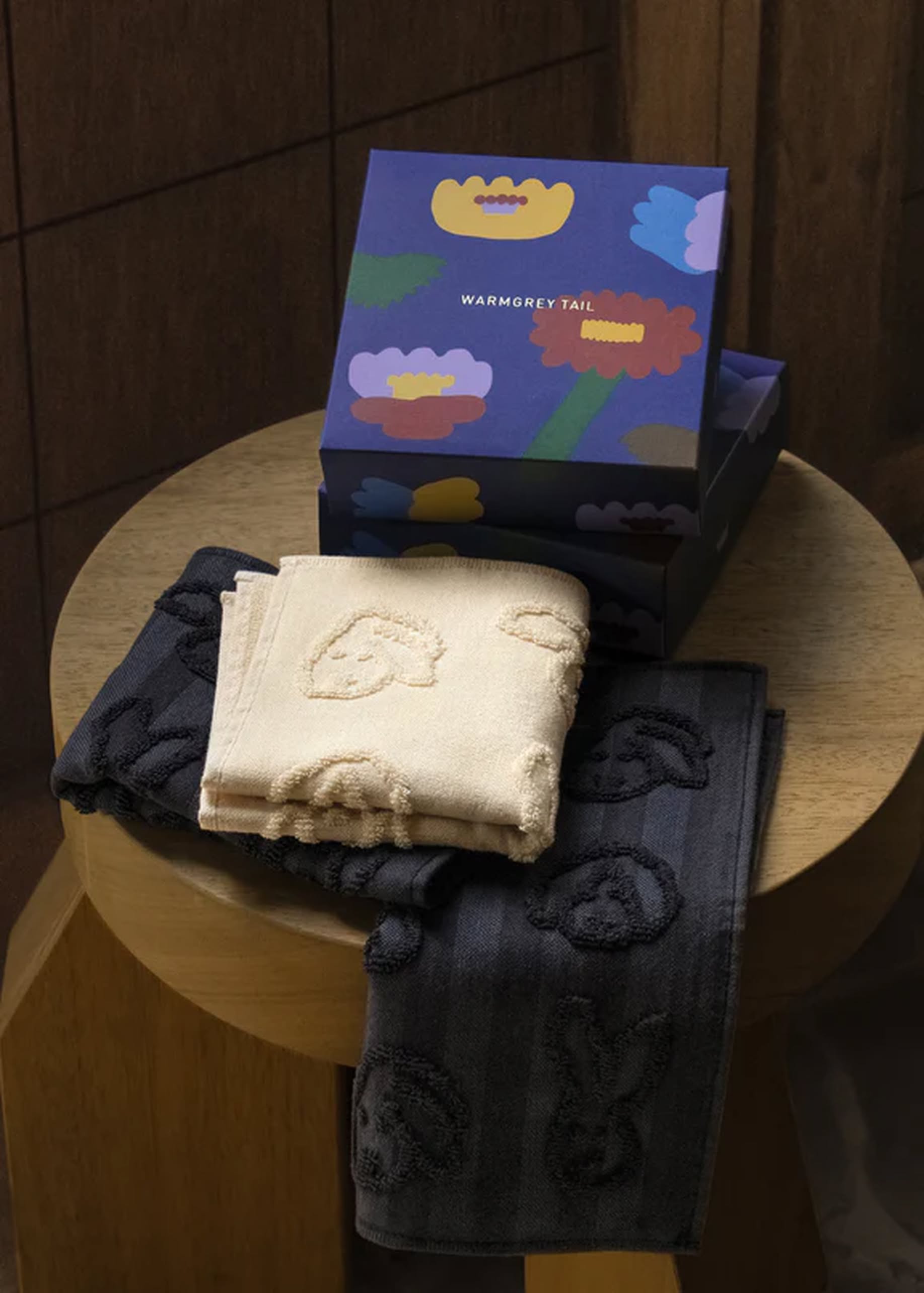 WARMGREY TAIL Bunny Bunny Hand Cloth Ivory