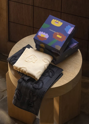 WARMGREY TAIL Bunny Bunny Hand Cloth Ivory