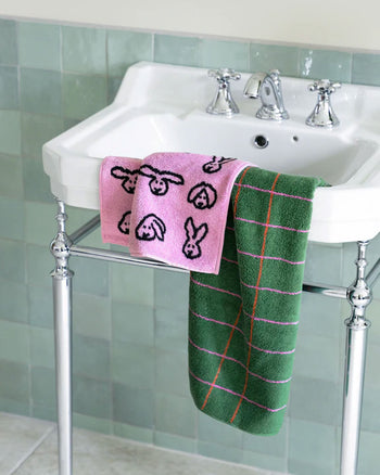 WARMGREY TAIL Bunny Bunny Hand Towel Pink