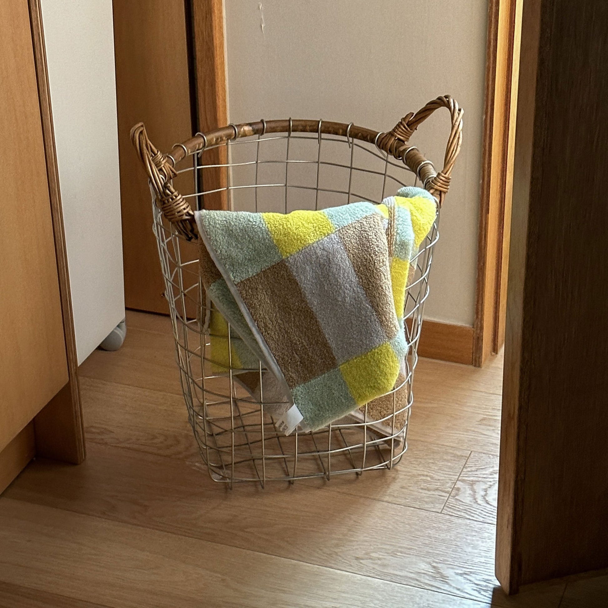 WARMGREY TAIL Check Face Towel Sand Yellow