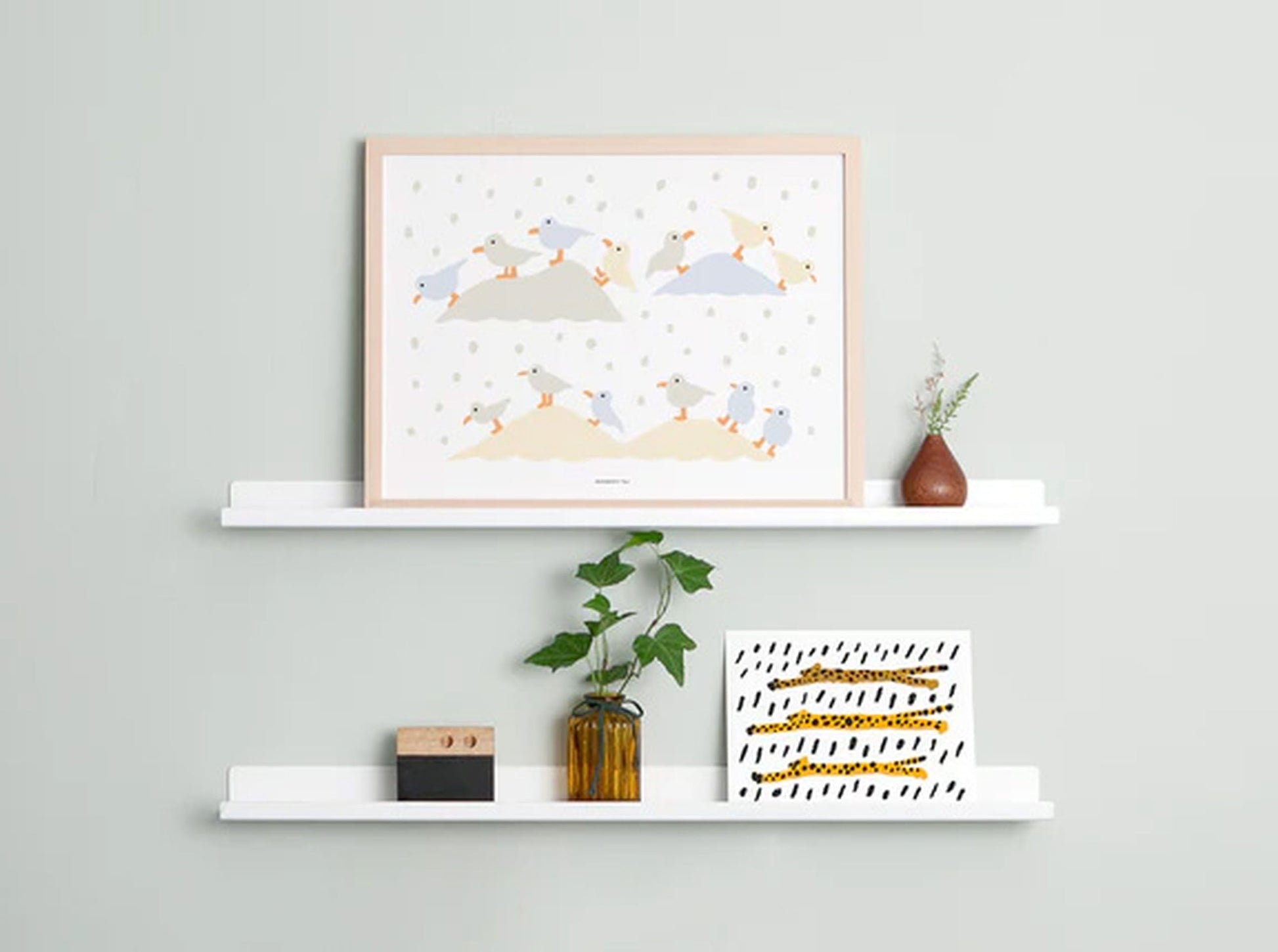 WARMGREY TAIL Gulls Landing Poster (30x40)