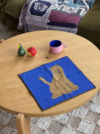 WARMGREY TAIL Lioness Hand Towel Blue