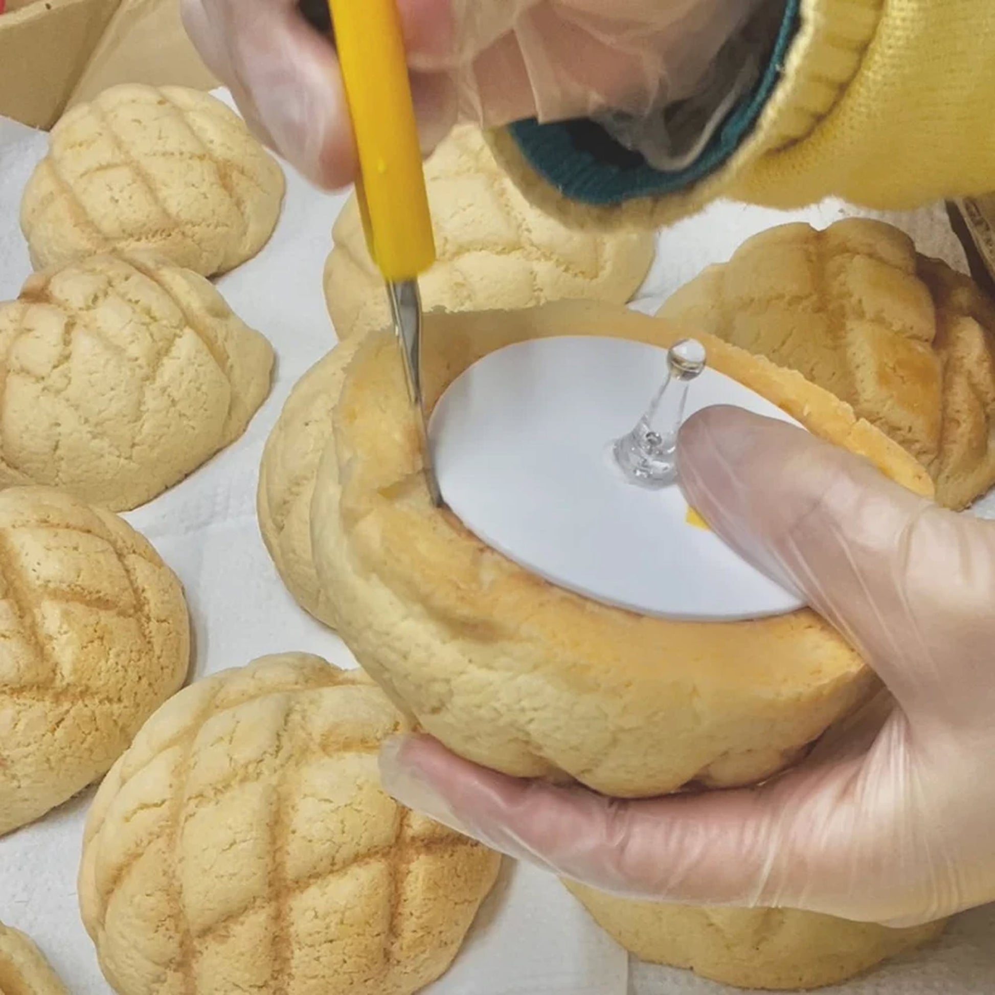 Yukiko Morita Pampshade Melonpan Bread Lamp