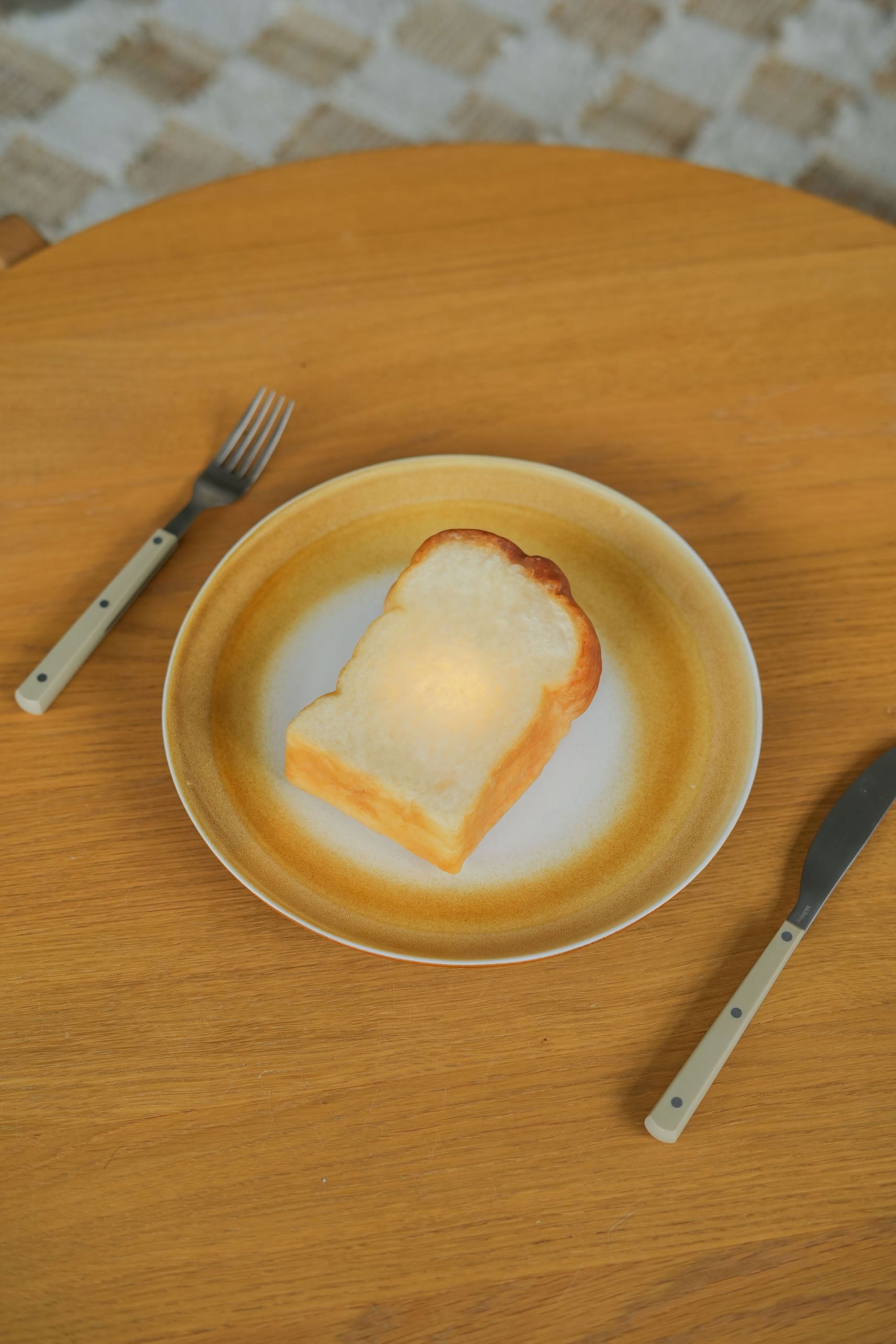 Yukiko Morita Pampshade Toast B Bread Lamp