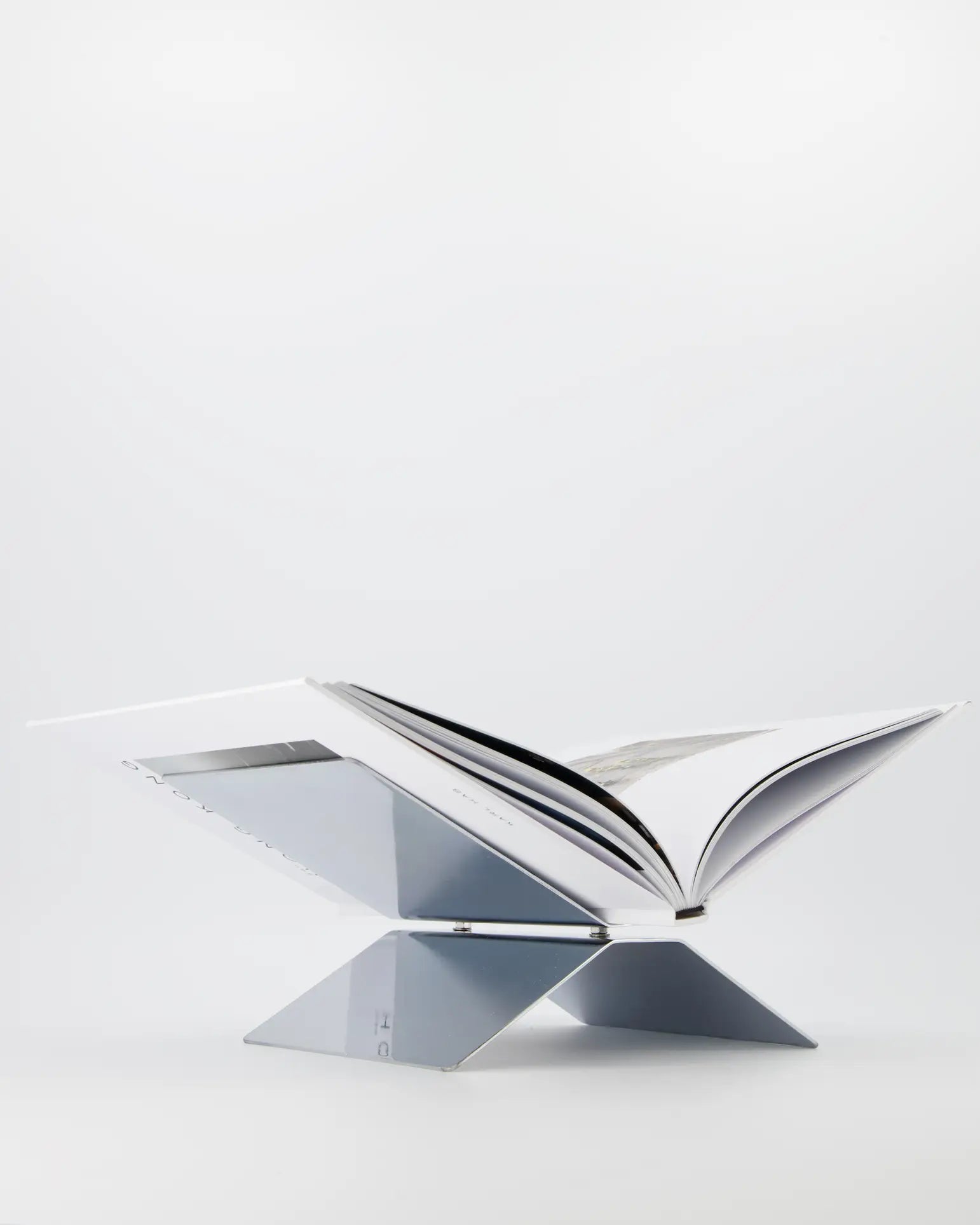 Baebsy Atlas Bookstand Chrome