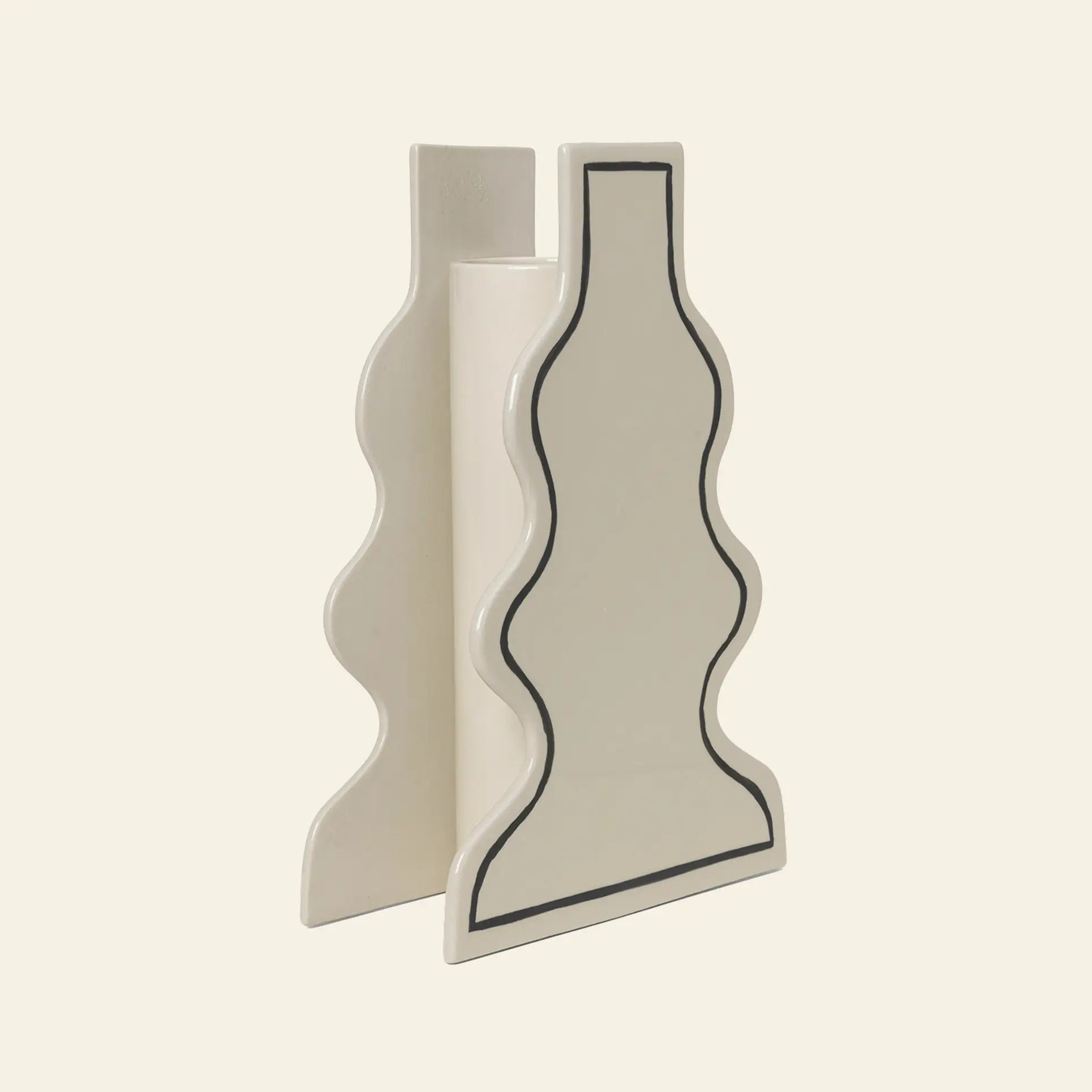 ferm LIVING Paste Vase Curvy Off White 2