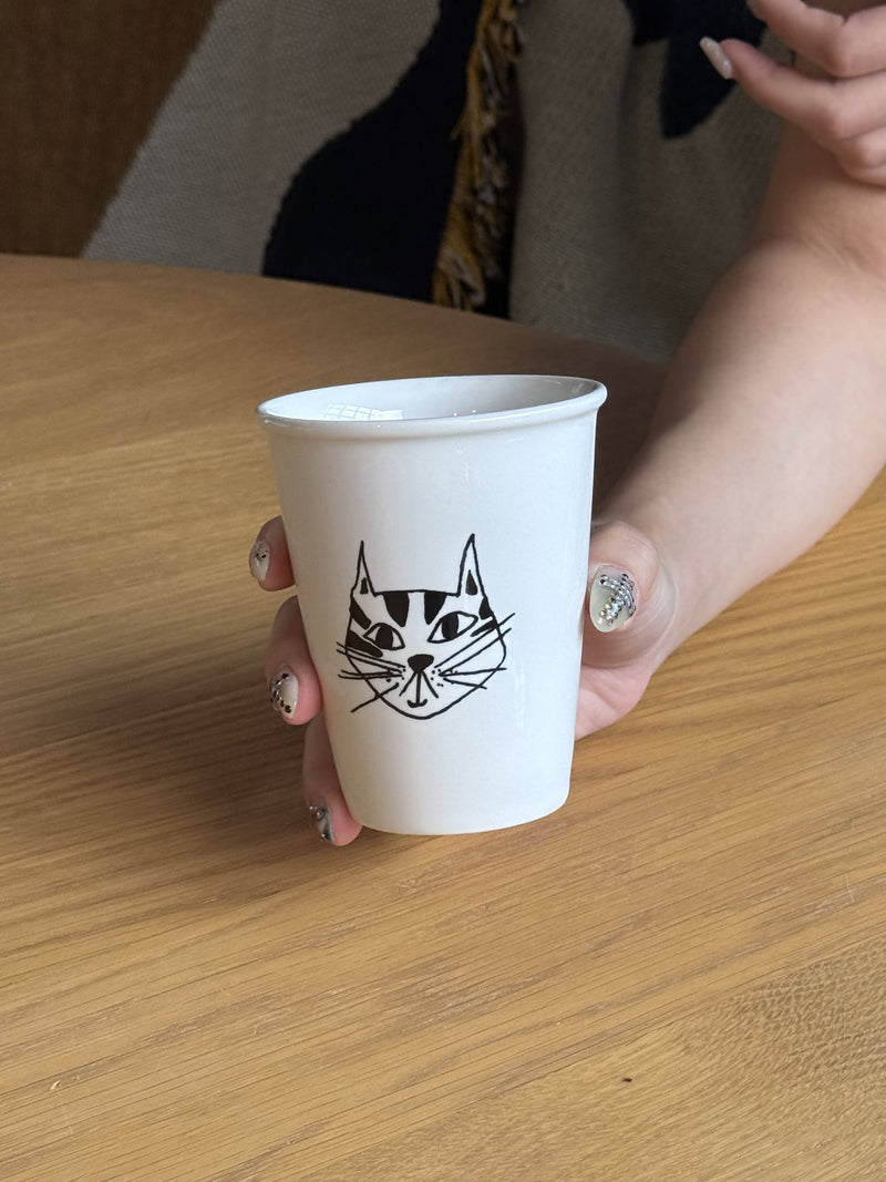 海伦·B 小猫杯