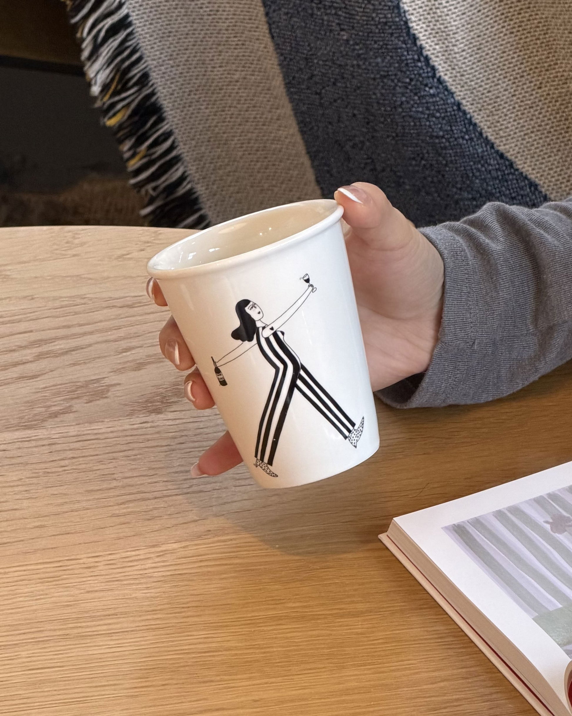 helen b Wine O'Clock Cup