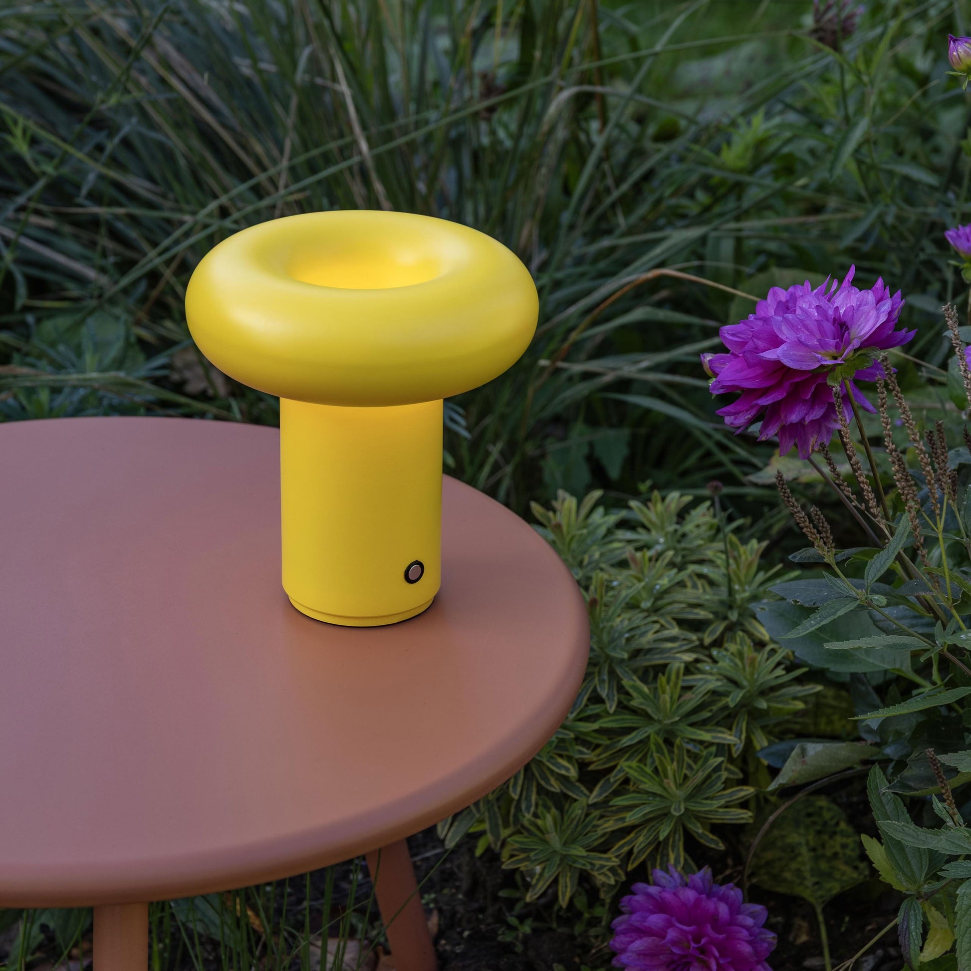 &klevering Glimpse Portable Lamp Bright Yellow