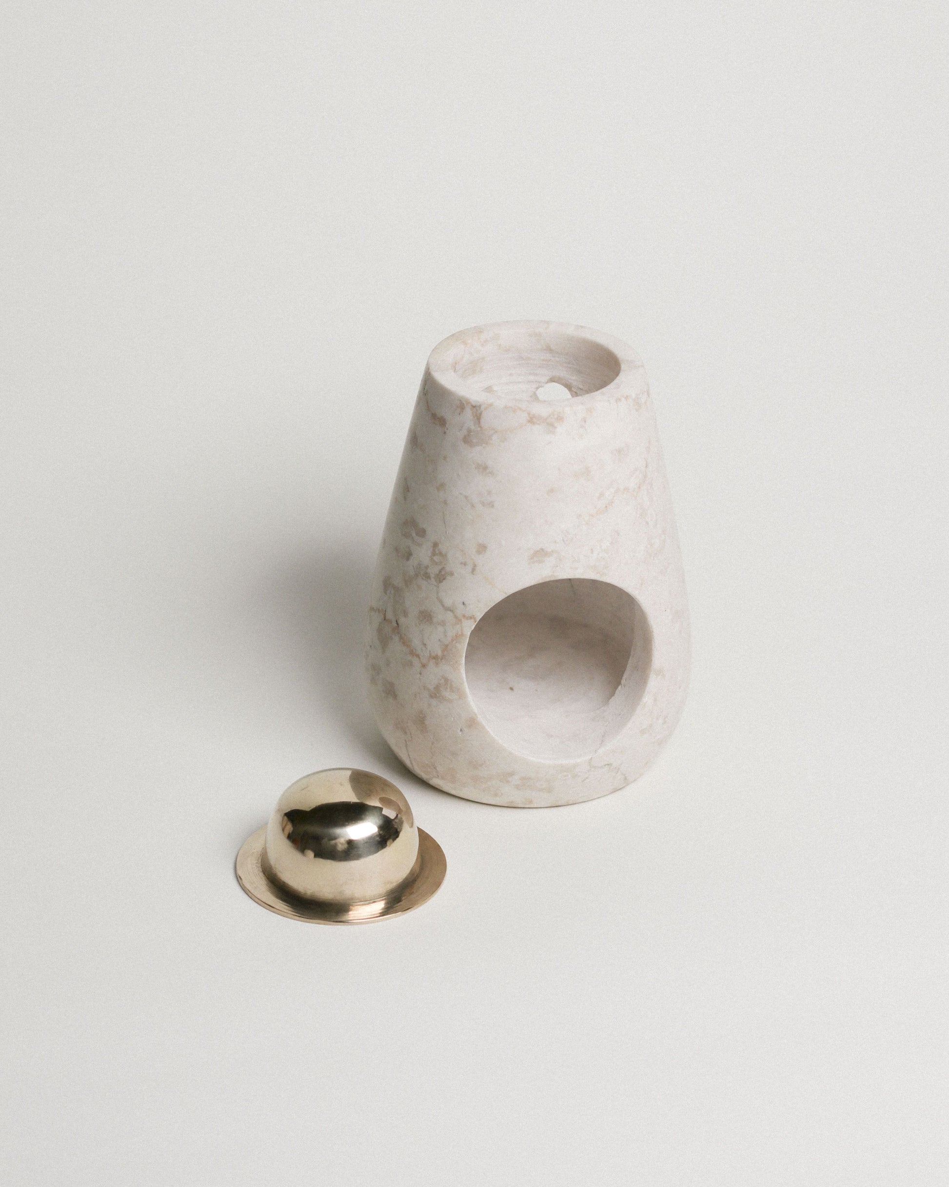 stillgoods Eli Oil Burner Cream Marble 4